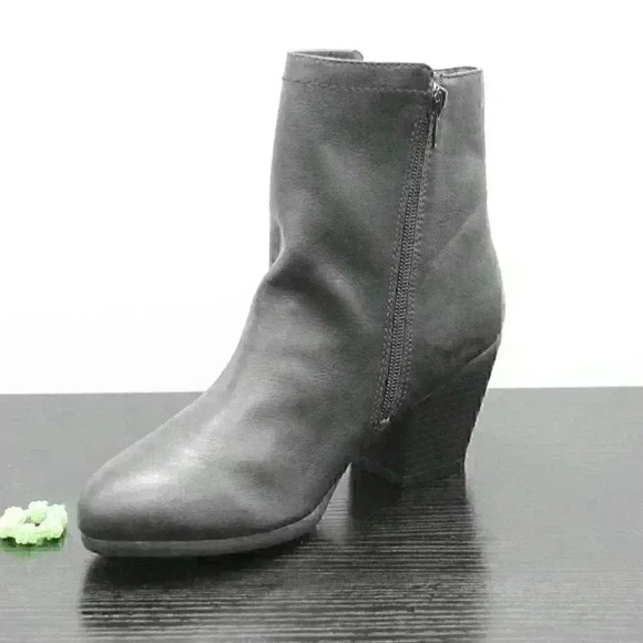 Aerosoles Heelrest Vitality Women’s Black Leather - Picture 4 of 10